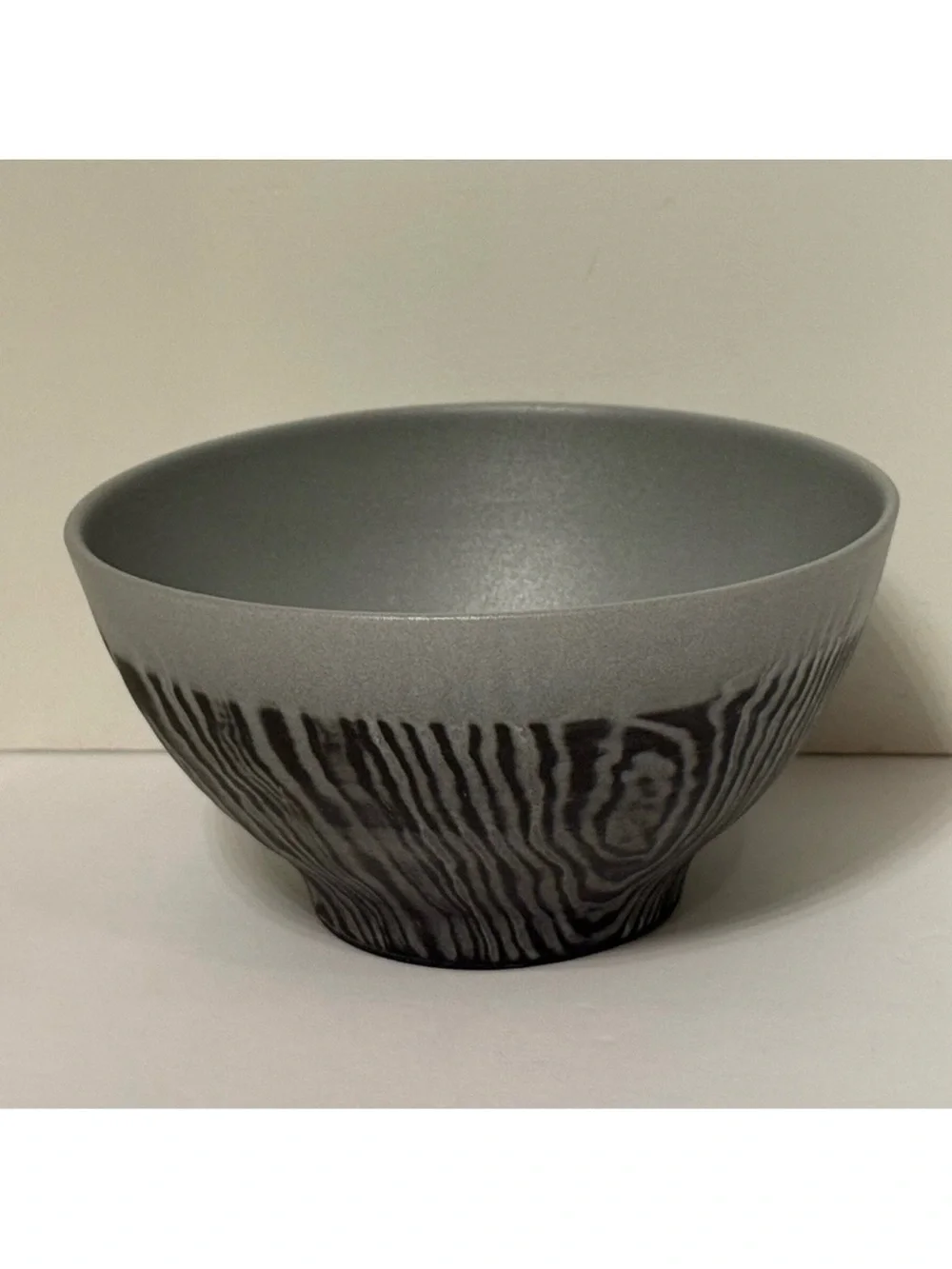 REVOL FRANCE BOWL PORCELAIN GRAY BLACK TEXTURED DESIGN HOME DINNERWARE DINING